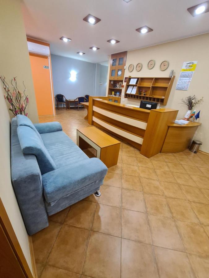 Семеен Хотел Аристо 德里亚诺沃 外观 照片